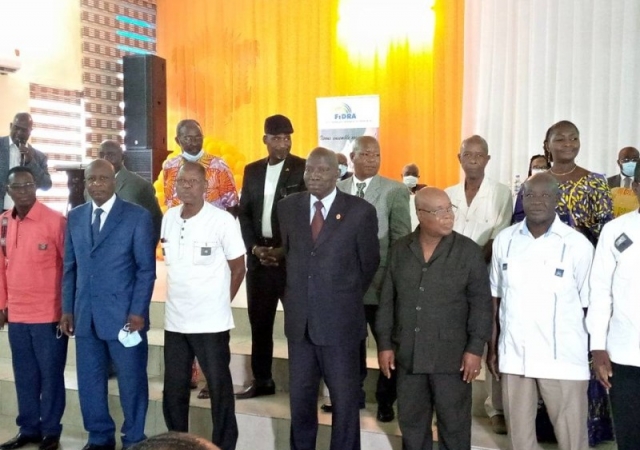 Le Contrôleur général Bernard Lago-Daléba prend les commandes de la mutuelle des retraités de la police nationale ivoirienne - 09 octobre 2020 à Abidjan (Côte d'Ivoire)